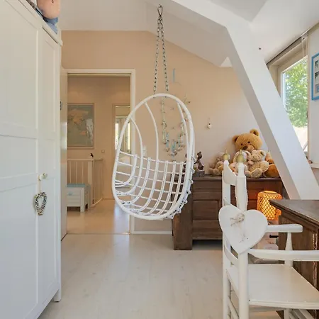 Camina Villa